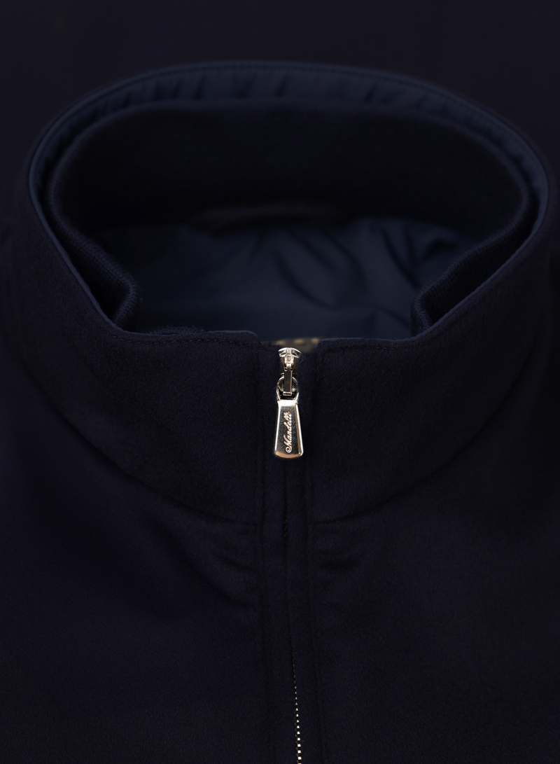 Bodywarmer van cashmere met | opstaande kraag | FULL_WIDTH | BLUE NAVY