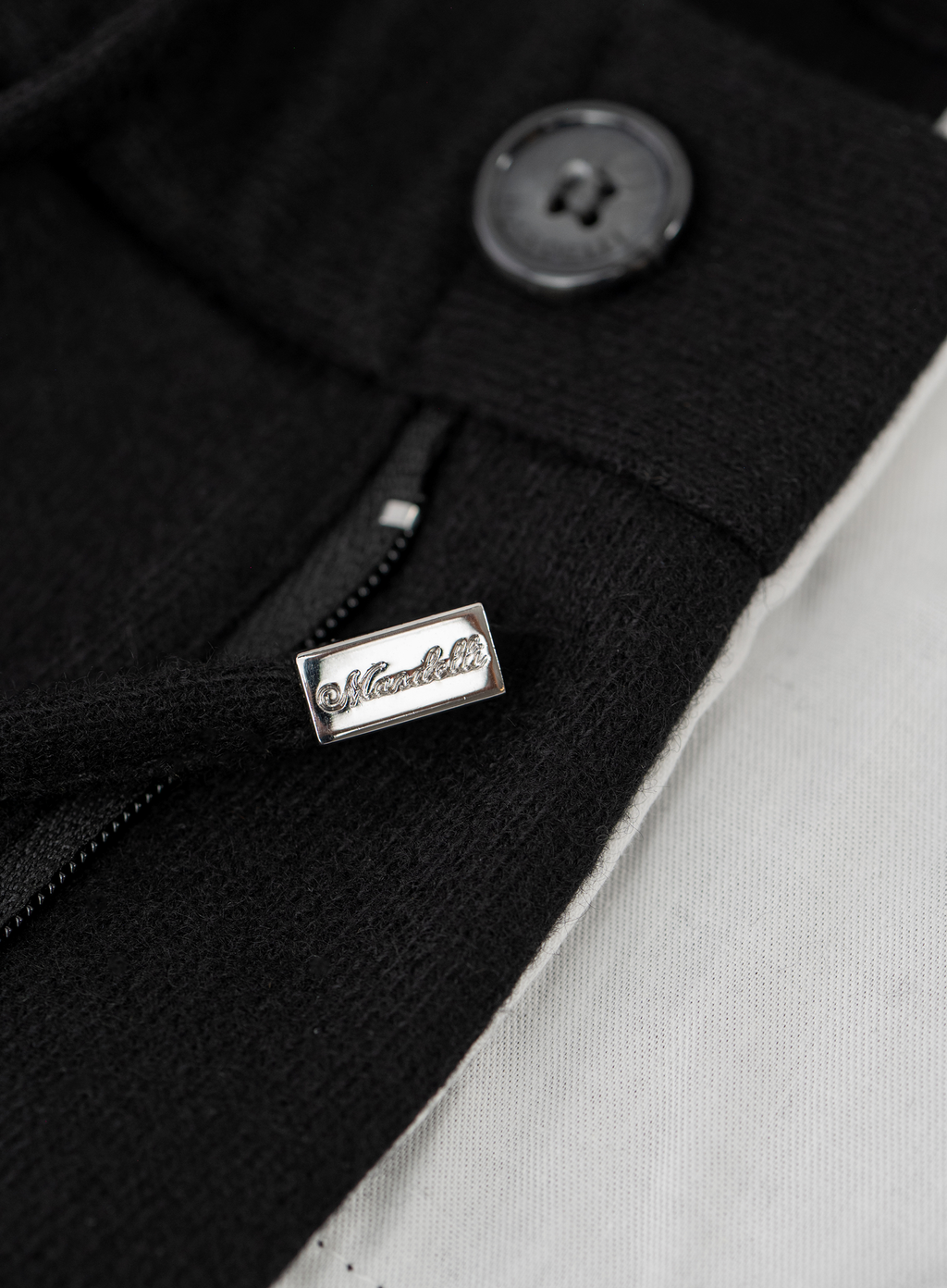 Cashmere jogpantalon met trekkoord | FULL_WIDTH | Zwart