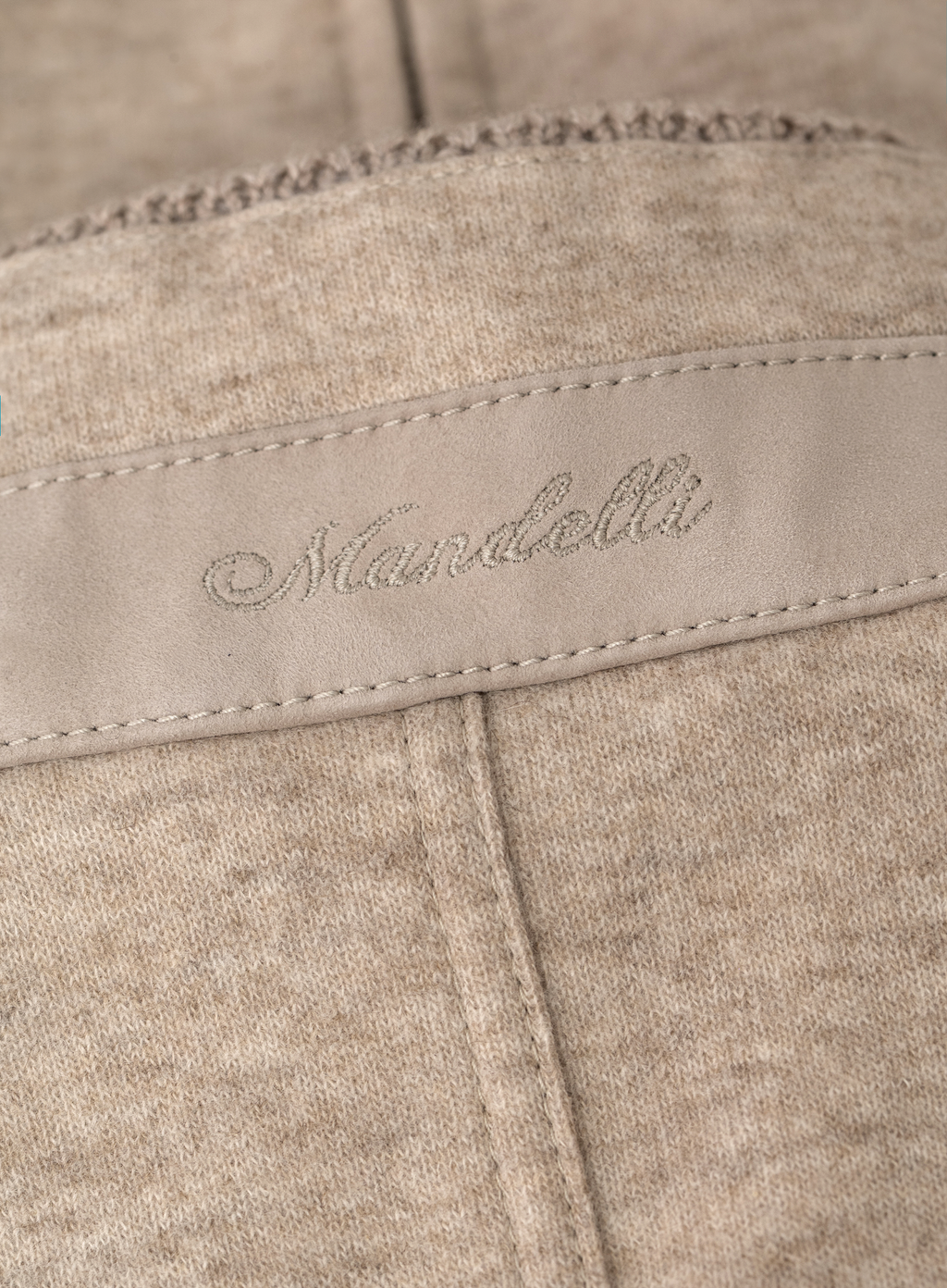 Cashmere bomberjack met opstaande kraag | FULL_WIDTH | Beige