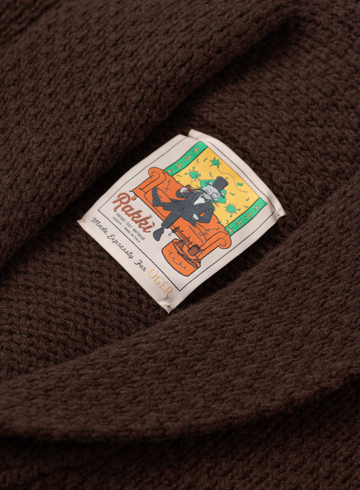 Knoopvest van scheerwol met sjaalkraag | FULL_WIDTH | Bruin