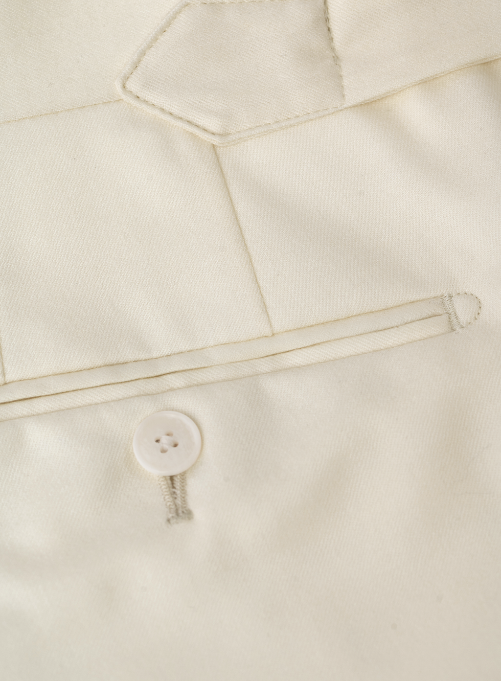 Bandplooi pantalon van wol met zijspanners | FULL_WIDTH | ROOM-WIT