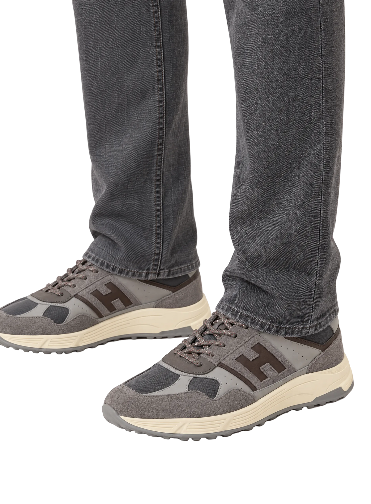 Hyperlight sneakers in suède | FULL_WIDTH |  MODEL | Grijs