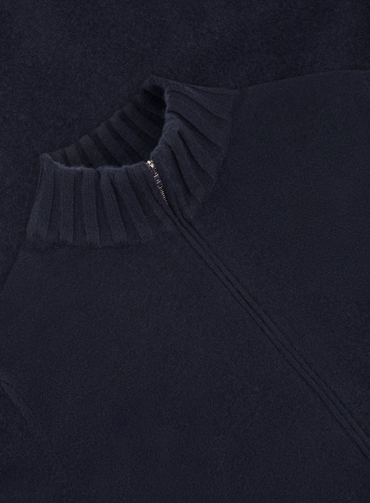 Ritsvest met opstaande kraag van cashmere | BLUE NAVY