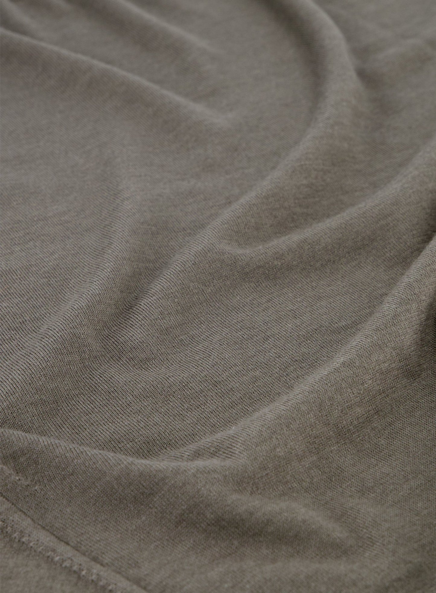 Poloshirt van cashmere en zijde | Taupe