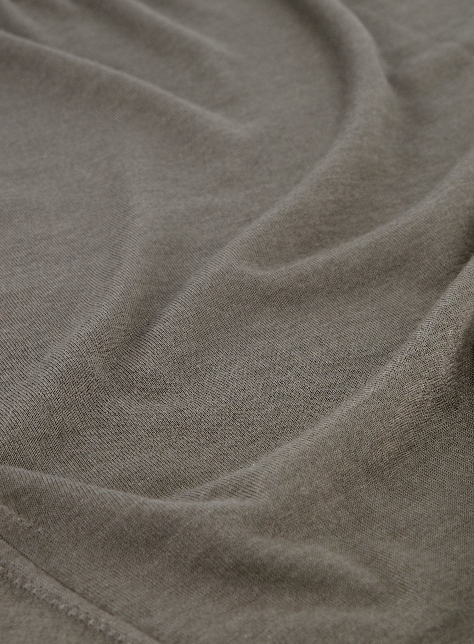 Poloshirt van cashmere en zijde | Taupe