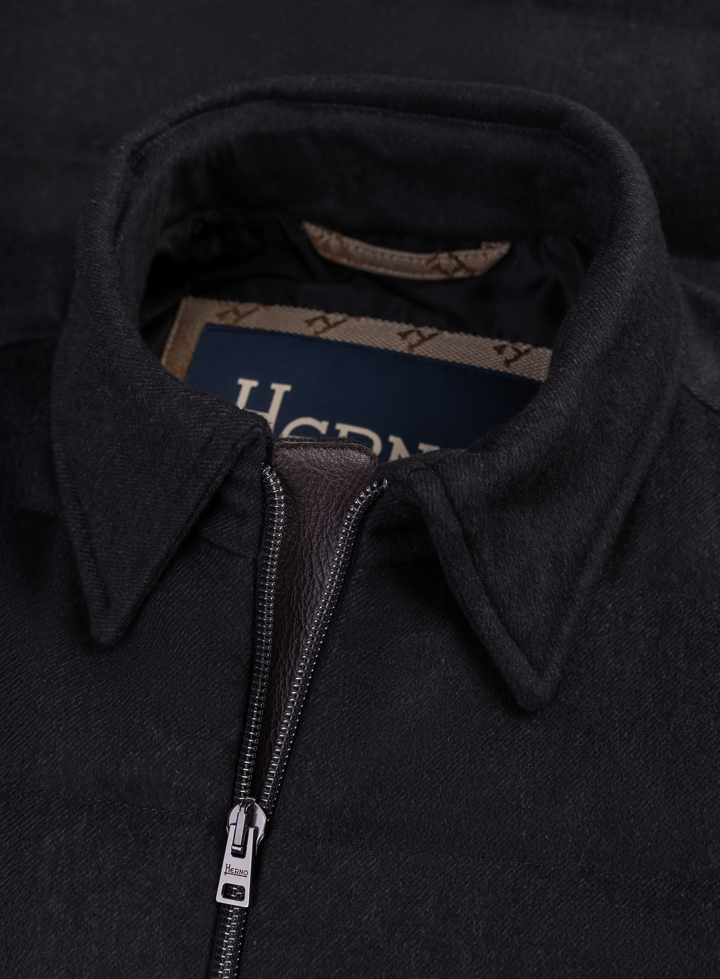 Gewatteerde jas van zijde en cashmere | FULL_WIDTH | BLUE NAVY