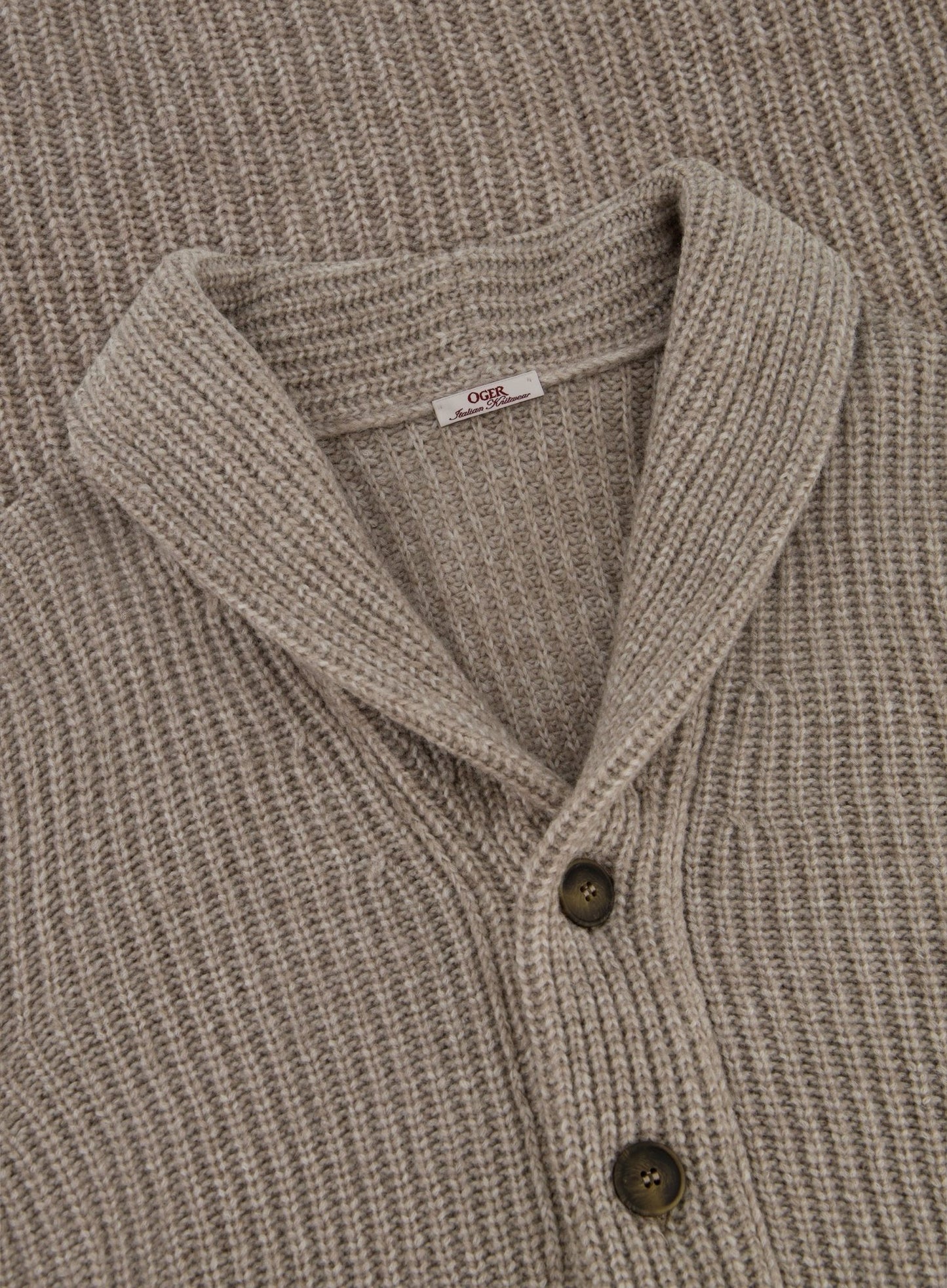 Cardigan with flat collar made of wool