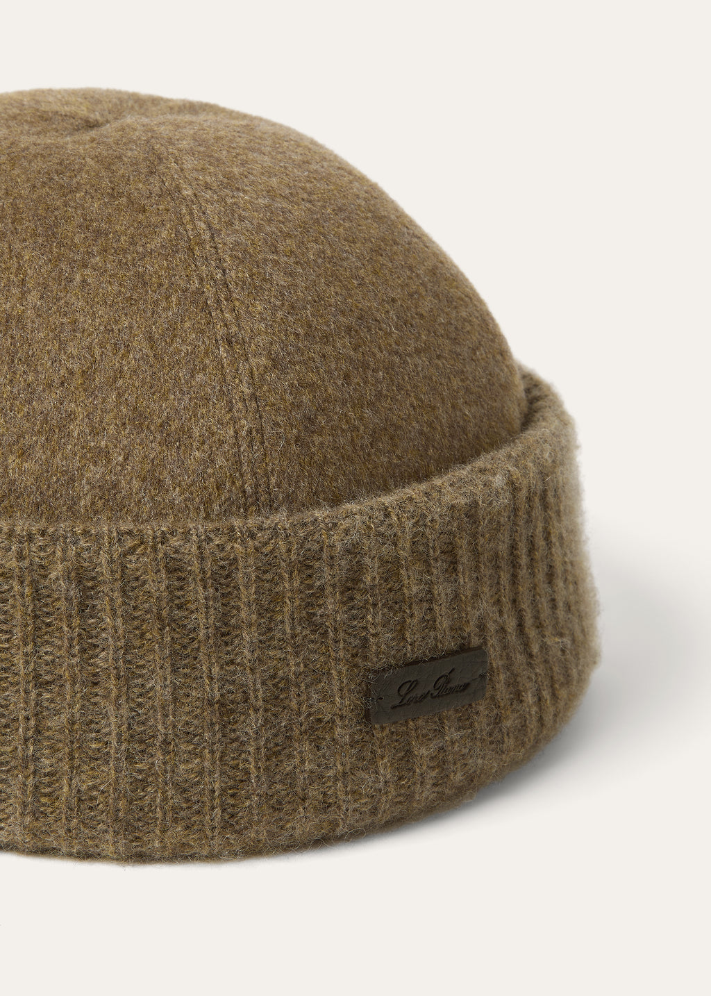 Beanie van cashmere | FULL_WIDTH | BG_TRANSPARENT | Bruin