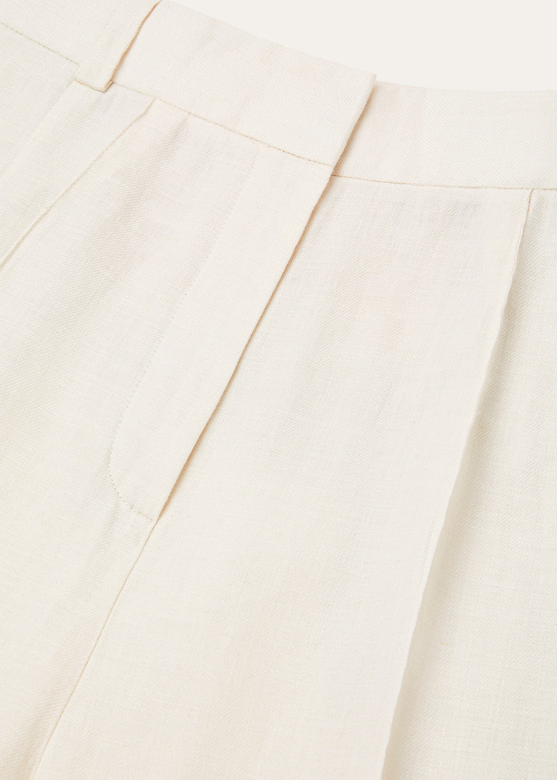 Trousers made of linen and new wool