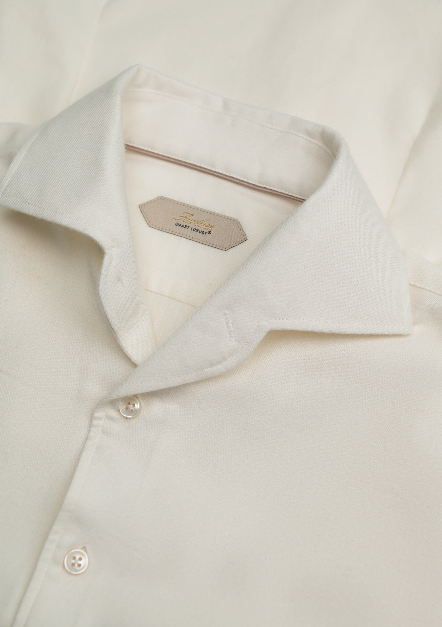 Linnen shirt | FULL_WIDTH | ROOM-WIT