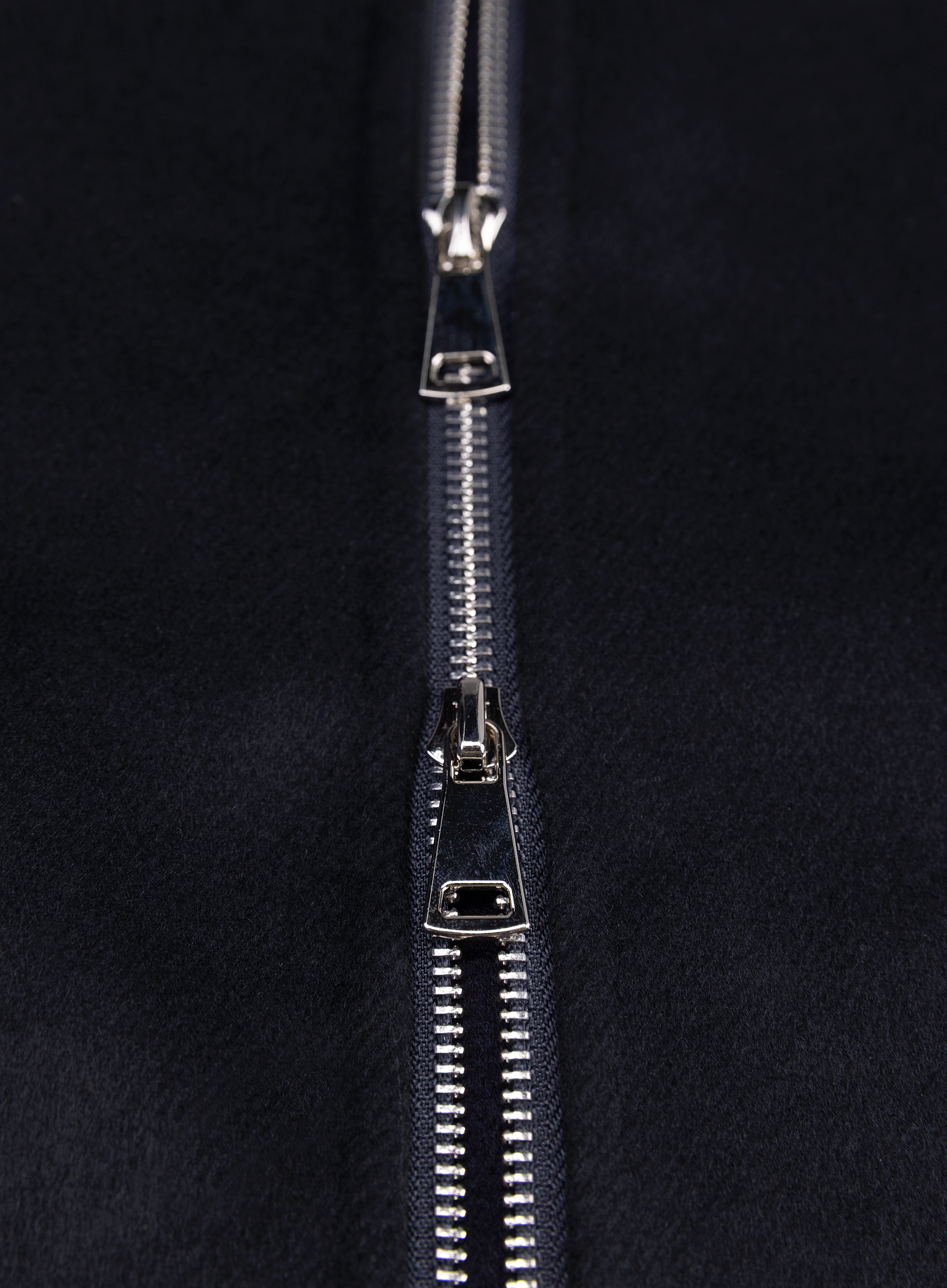Mick jack van wol | FULL_WIDTH | BLUE NAVY