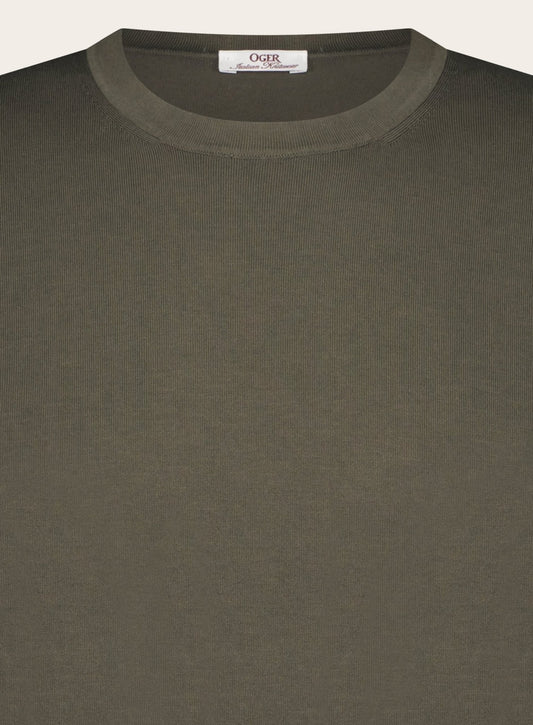 Slim-fit T-shirt