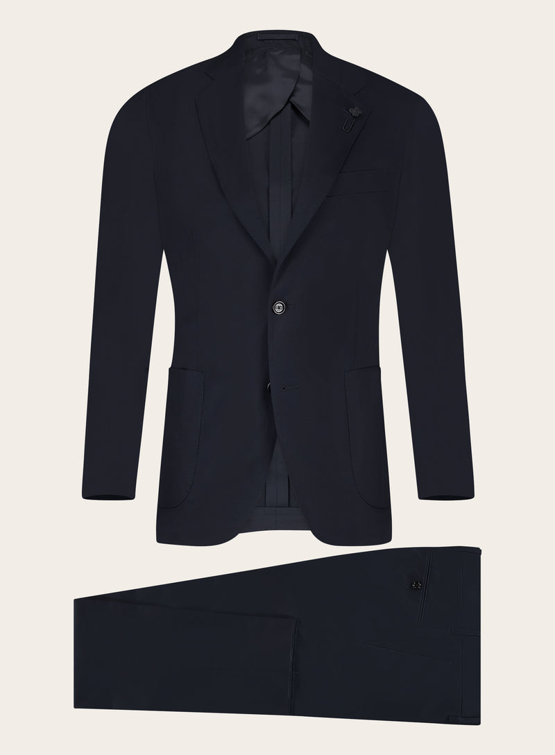 Suit of cotton