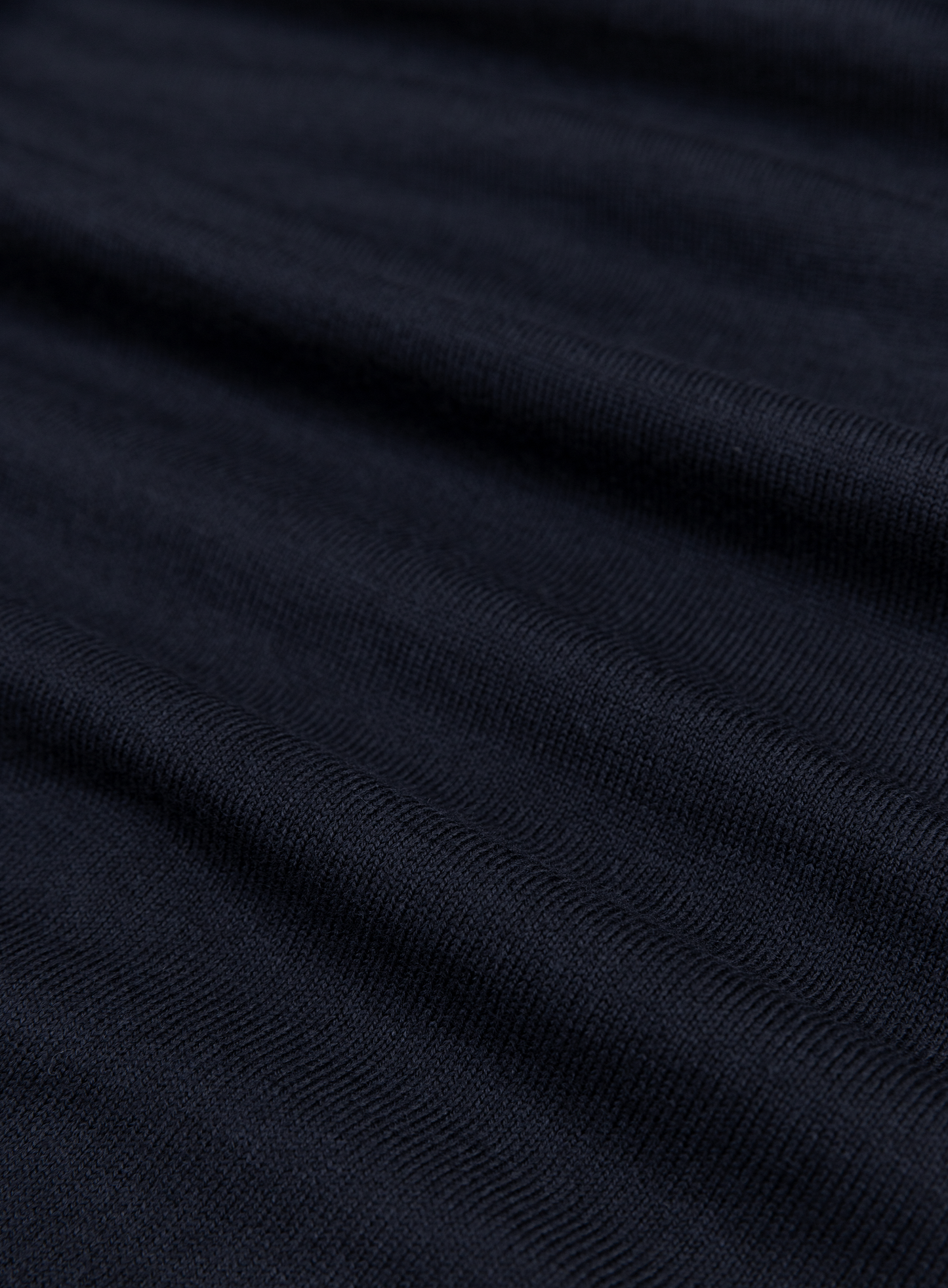 V-hals trui van virgin wol | FULL_WIDTH | BLUE NAVY