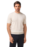 T-shirt van zijde | MODEL | FULL_WIDTH | Beige