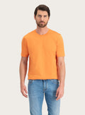 T-shirt van katoen | MODEL | FULL_WIDTH | Oranje