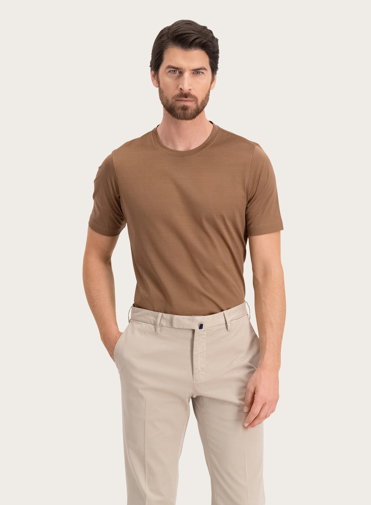 T-shirt van katoen | MODEL | FULL_WIDTH | Camel 