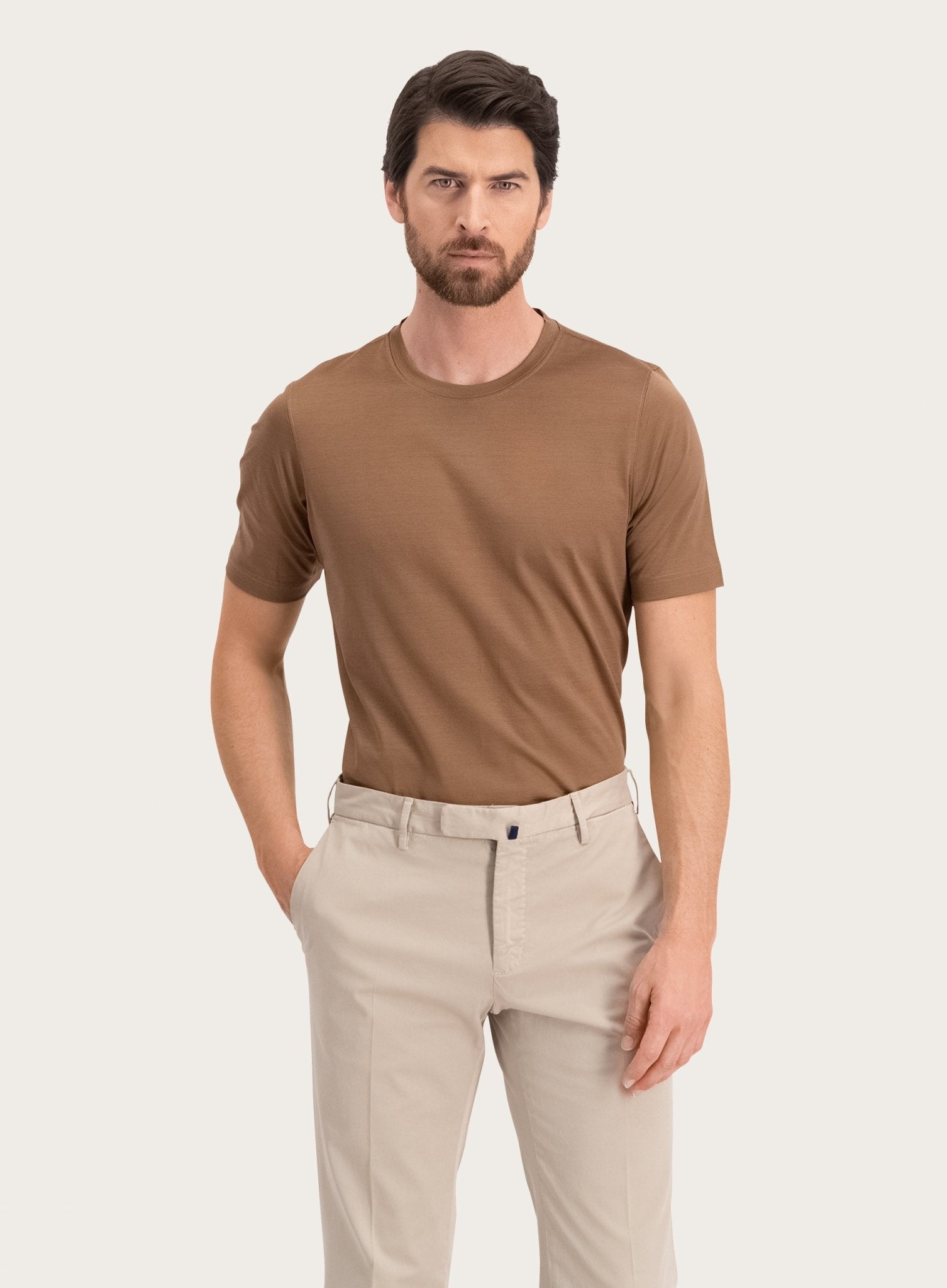 T-shirt van katoen | MODEL | FULL_WIDTH | Camel 