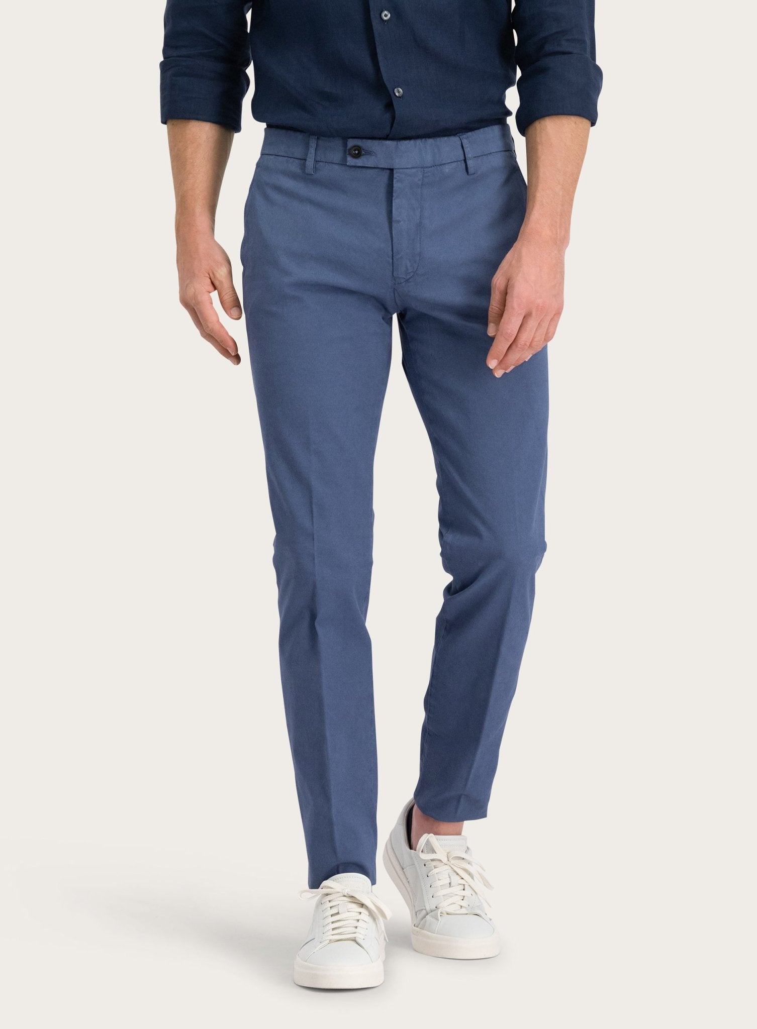 Pantalon van katoen | FULL_WIDTH | MODEL | Blauw