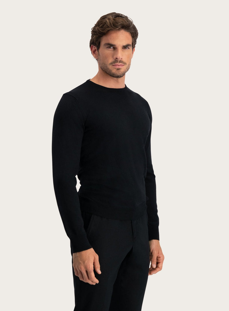 Wool crewneck