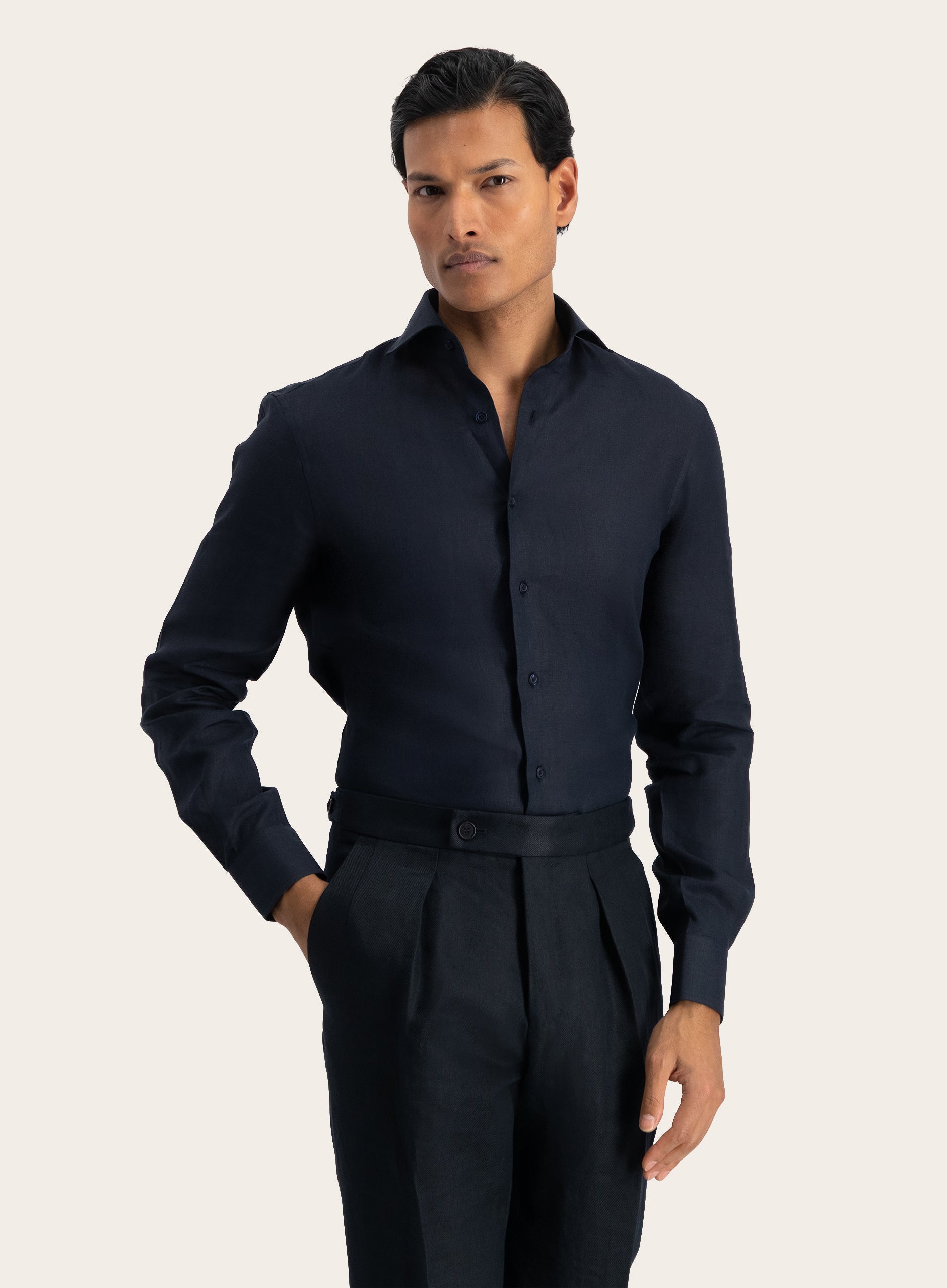 Shirt van linnen | MODEL | FULL_WIDTH | BLUE NAVY