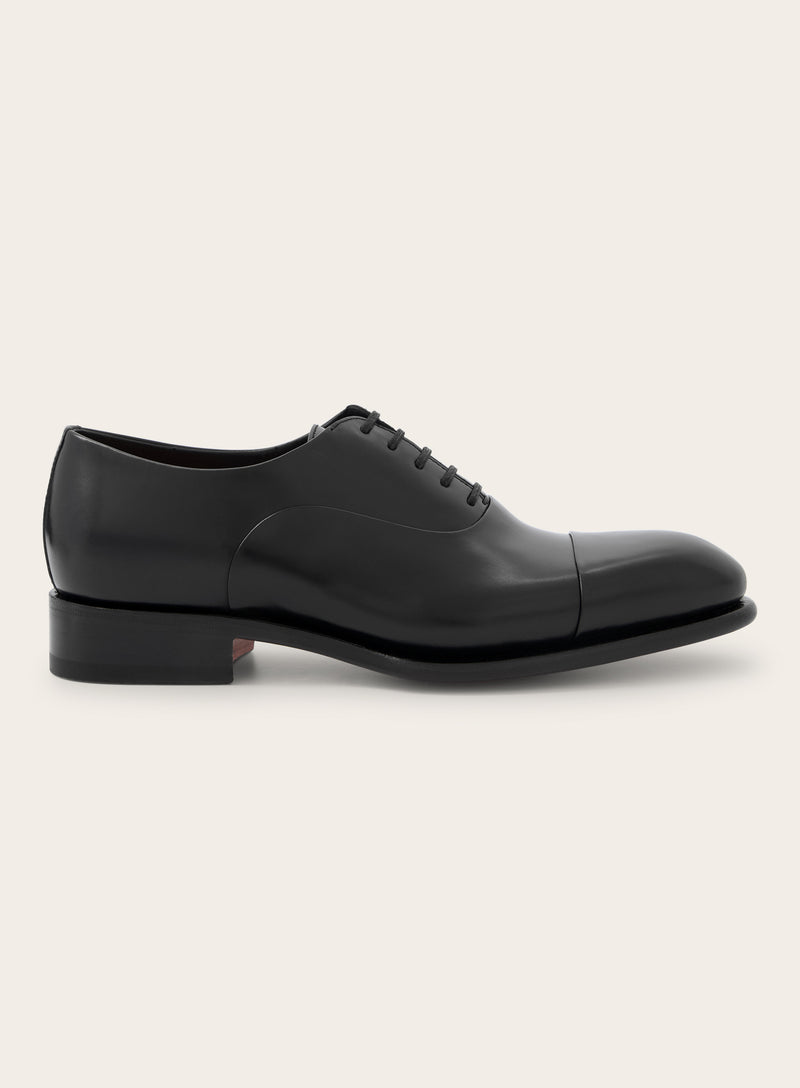 Carter Oxford-Schnürschuhe aus Lackleder